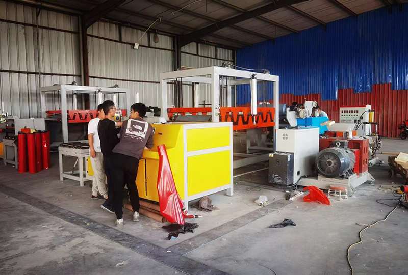 Butyl gummi vandtætningsmembran produktionslinje