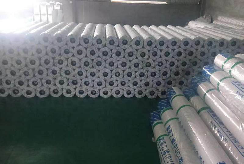 Hvordan forbedrer en vandtæt pladeproduktionslinje effektivitet og kvalitet i moderne byggematerialer?